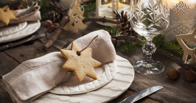 How to Add Sparkle to Your Christmas Dining Table