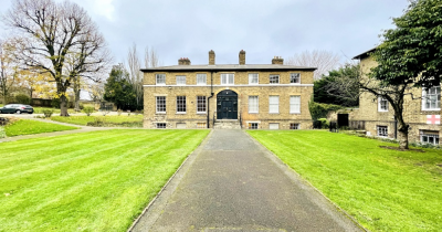 * GRADE II LISTED BUILDING * GATED DEVELOPMENT * TWO BEDROOMS *