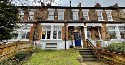 *FOR SALE- £750,000 * VERY SOUGHT AFTER ROAD ATOP OF SHOOTERS HILL *  FOUR DOUBLE BEDROOMS *