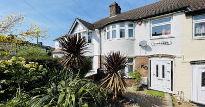 Super three bedroomed mid terrace house for sale in Moordown, Shooters Hill. Offered with no chain.