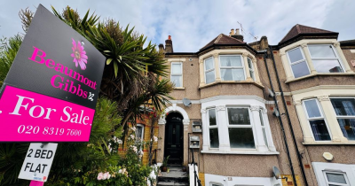 Sale just agreed on this lovely 2 bedroom flat in Genesta Road, Shooters Hill, SE18.