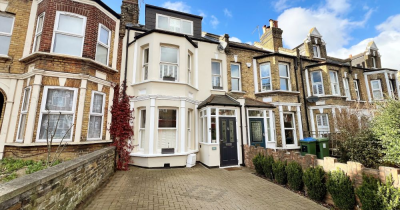 UNDER OFFER WITHIN 2 DAYS OF MARKETING