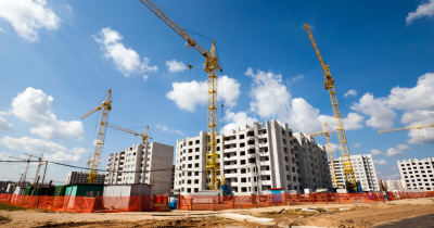 Planning permission for new homes in England 'at record low'🔻