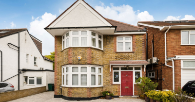 4 Bedroom Detached House NW11 - contact us now to reserve your viewing slot!