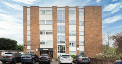 Two Bedroom Sought After Apartment in NW11 | Price of £550,000 ! A Must View !