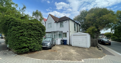 Corner Plot | BASING HILL, NW11 | Guide Price £1,150,000 | Get in touch to book a viewing  😍😁🏠