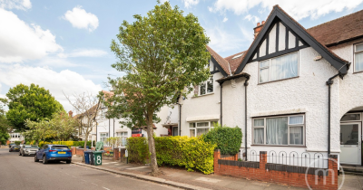 REDUCED PRICE 💸 | Golders Gardens, NW11 🏠 | £1,175,000 - BOOK A VIEWING NOW 😲🤯
