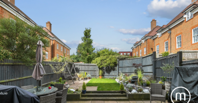 Stunning End Of Terrace For Sale With A MOTIVATED Vendor 😍🏡😲🏡😍