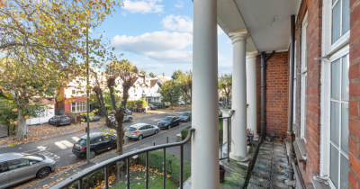 🏡🔥HOT🔥HOT🔥🏡PROPERTY!!! Vendor Looking To Take Offers Above £635,000!! 👀Book A Viewing Now👀