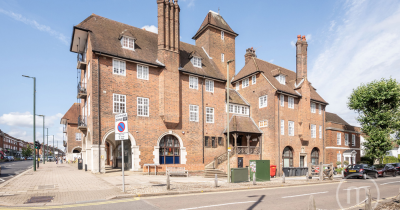 Spend Christmas In A NEW Home! Book A Viewing Today!