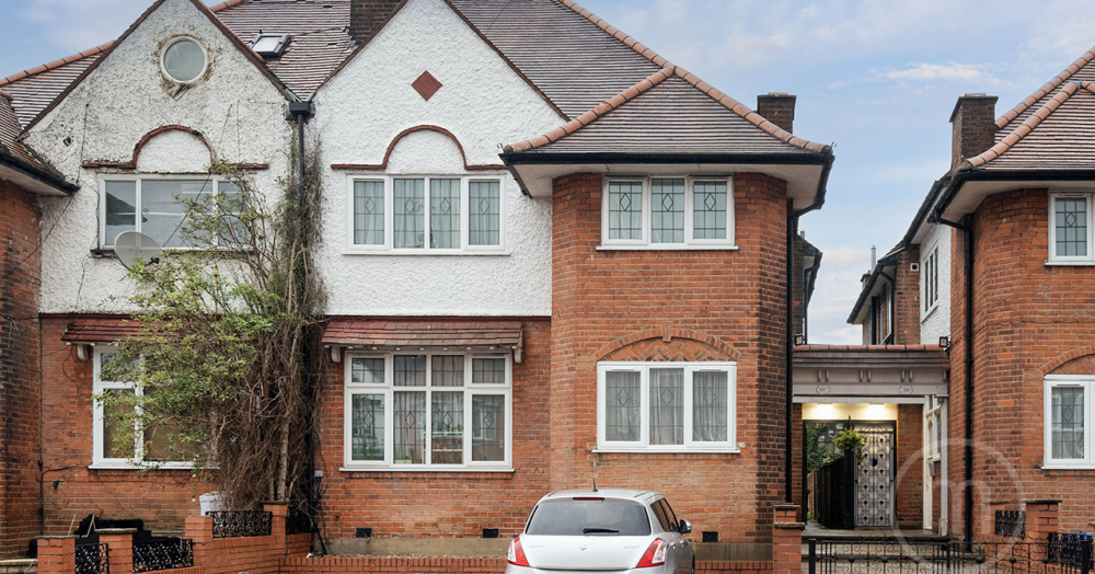 Substantial 5-Bed Semi-Detached Home with Large Garden & Parking on Golders Green Crescent, NW11