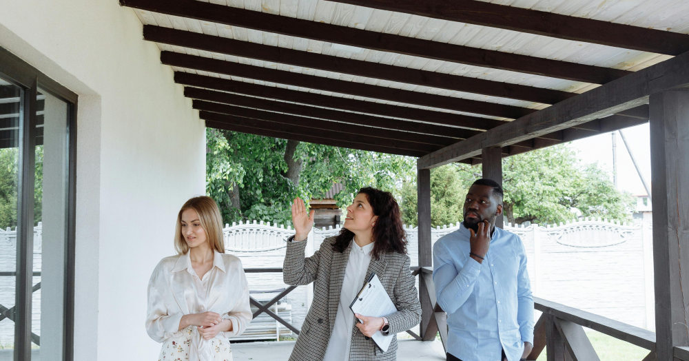 Why Viewings Matter More Than You Think – And How to Get Them Right