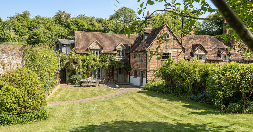 Homeowner Success Story: Brickwall Cottage
