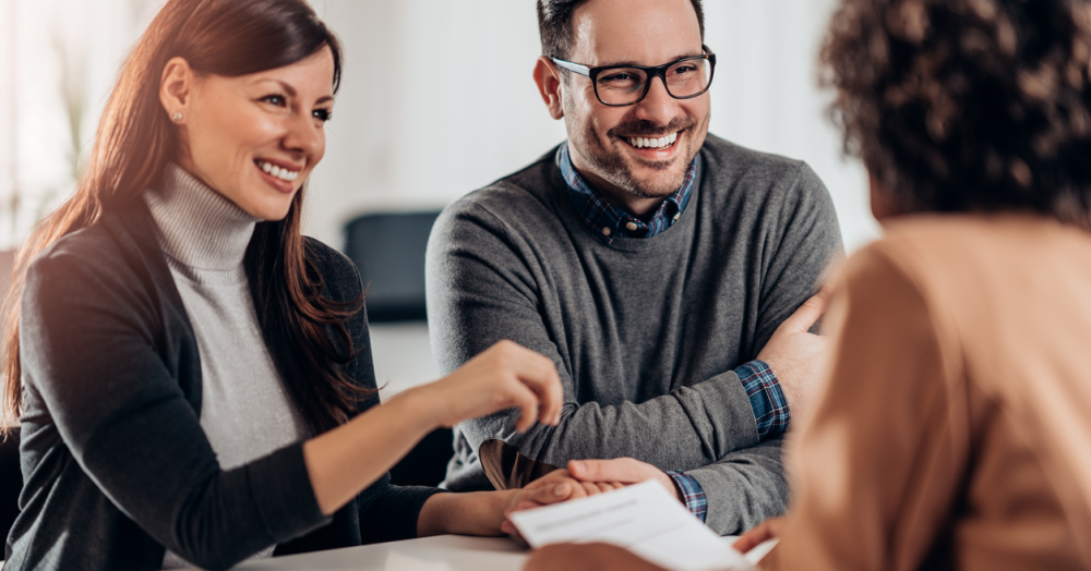 The Benefits of Using a Mortgage Broker When Buying a Property