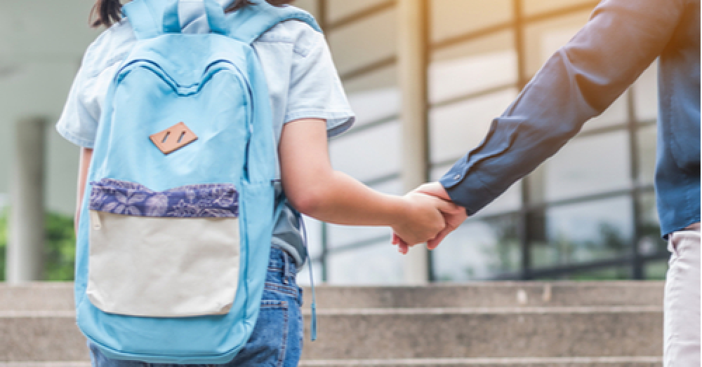 10 tips for settling your children into a new school