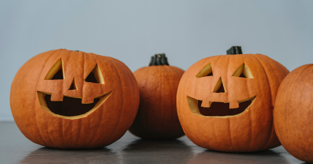 15 Best Tips for Hosting an Adult Halloween Party