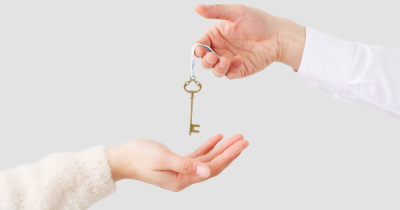 Not Happy with Your Letting Agent? It's Time for a Change—We Make It Simple!🚪✨