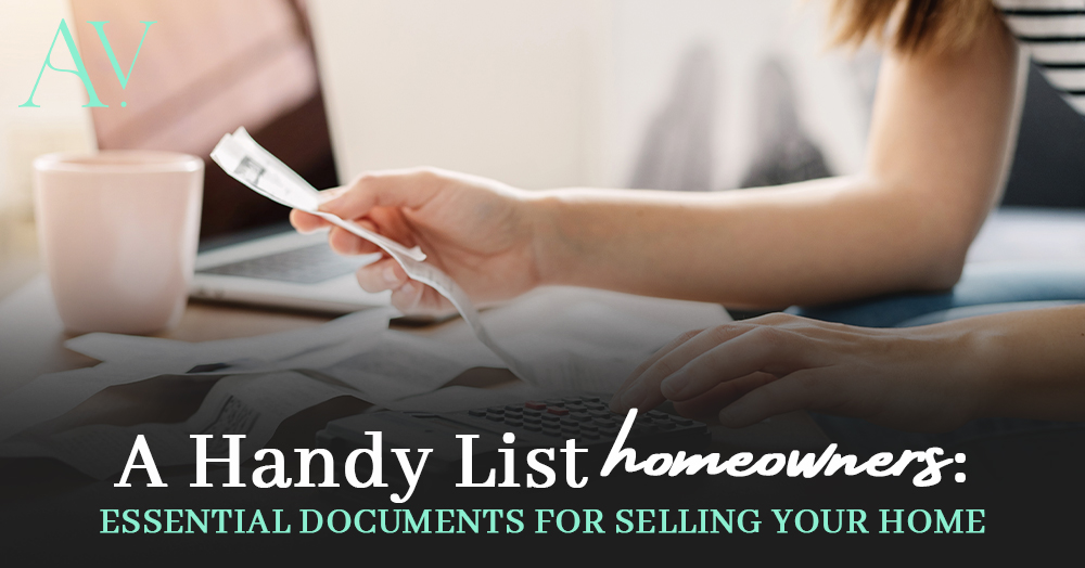 A Handy List for Homeowners: Essential Documents for Selling Your Home 🏡✍️