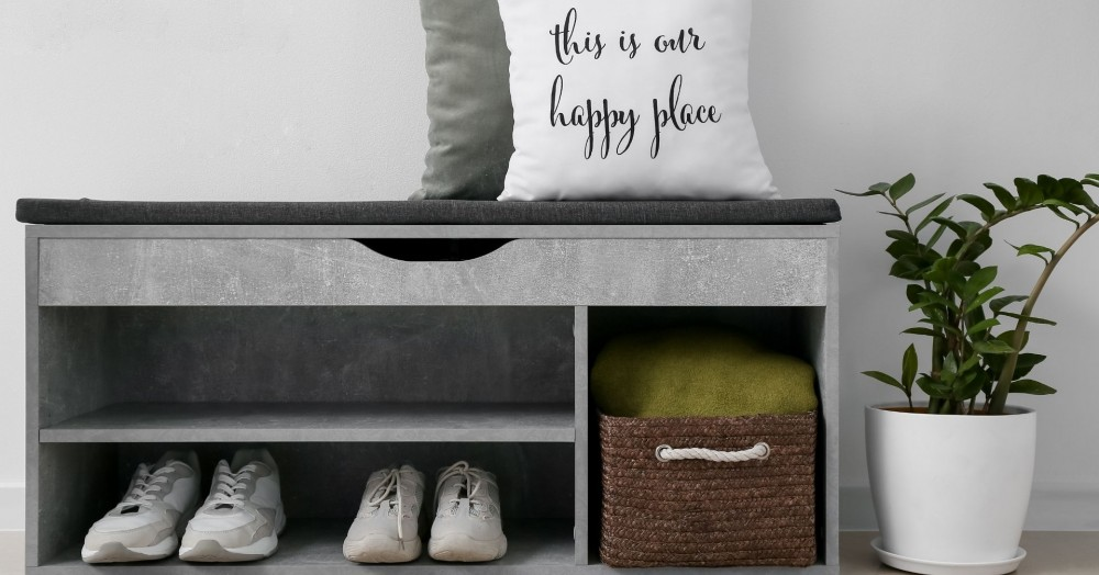 First Impressions - Staged hallways sell homes !