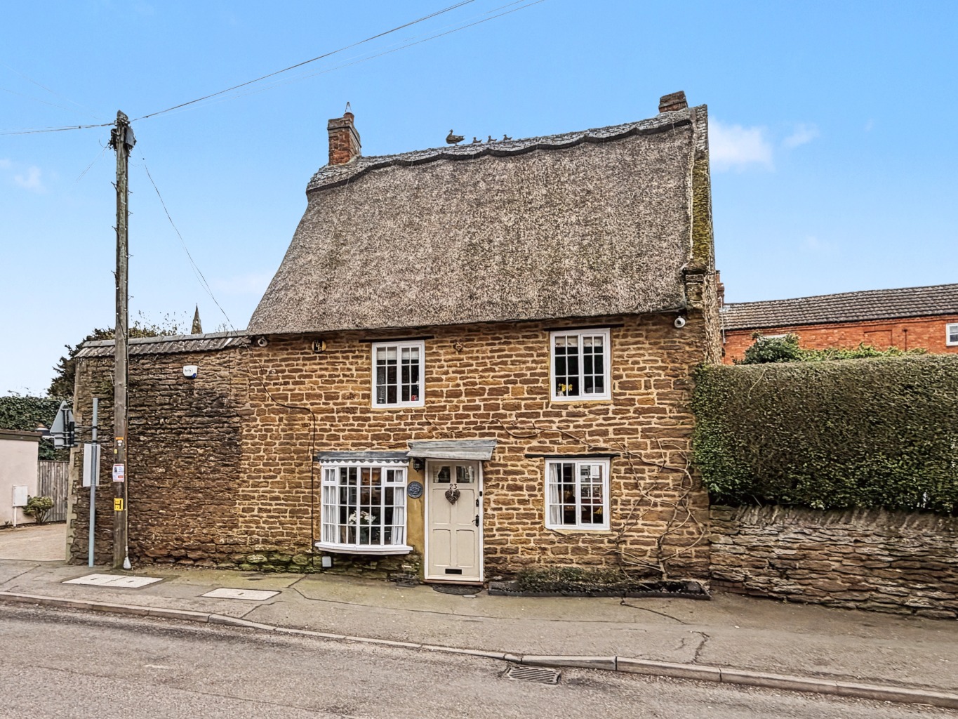 Thatch Cottage, 23 Main Road, Crick, Northamptonshire, NN6 7TU