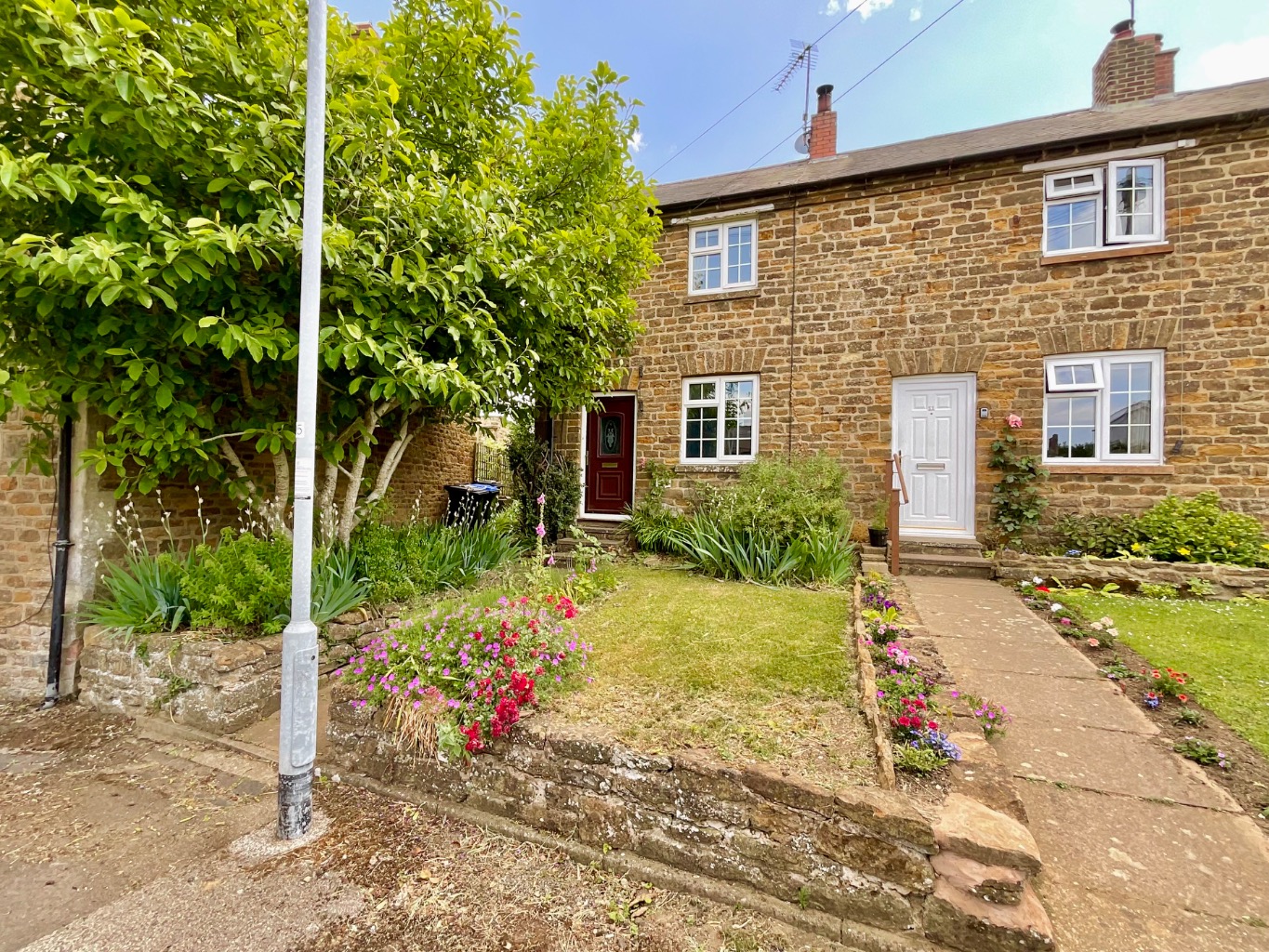 Daventry Road, Norton, Northamptonshire, NN11 2ND