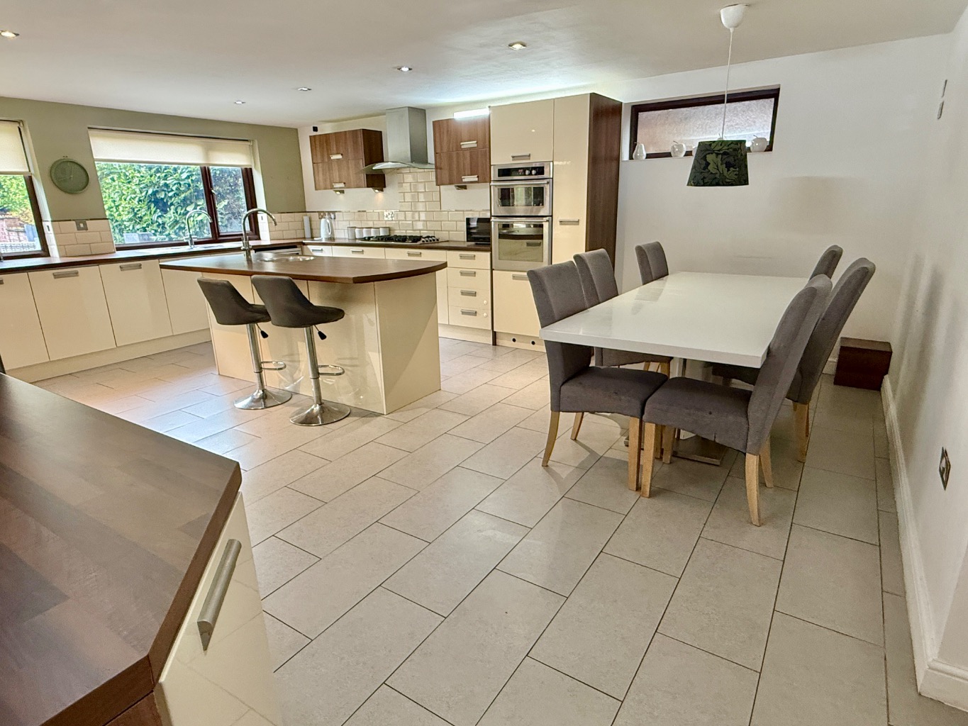 Kings Green, Daventry, NN11 4UB