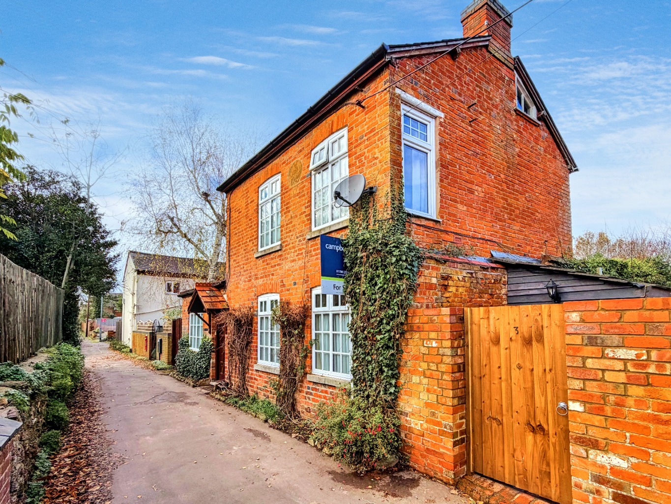 Chapel Lane, Crick, NN6 7TW