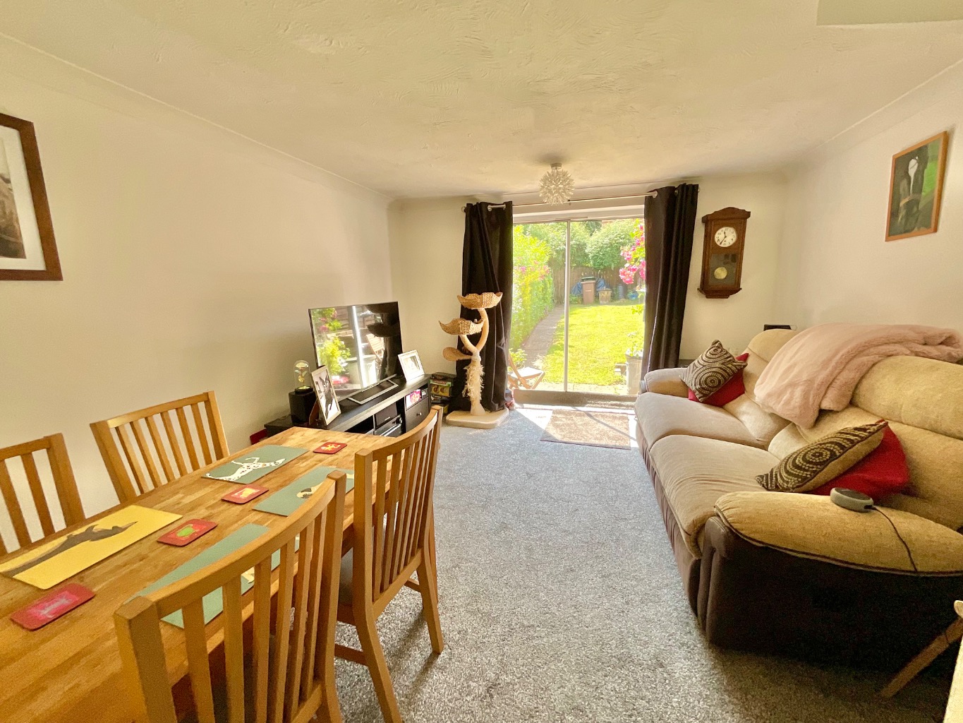 Larch Drive, Daventry, NN11 0XJ