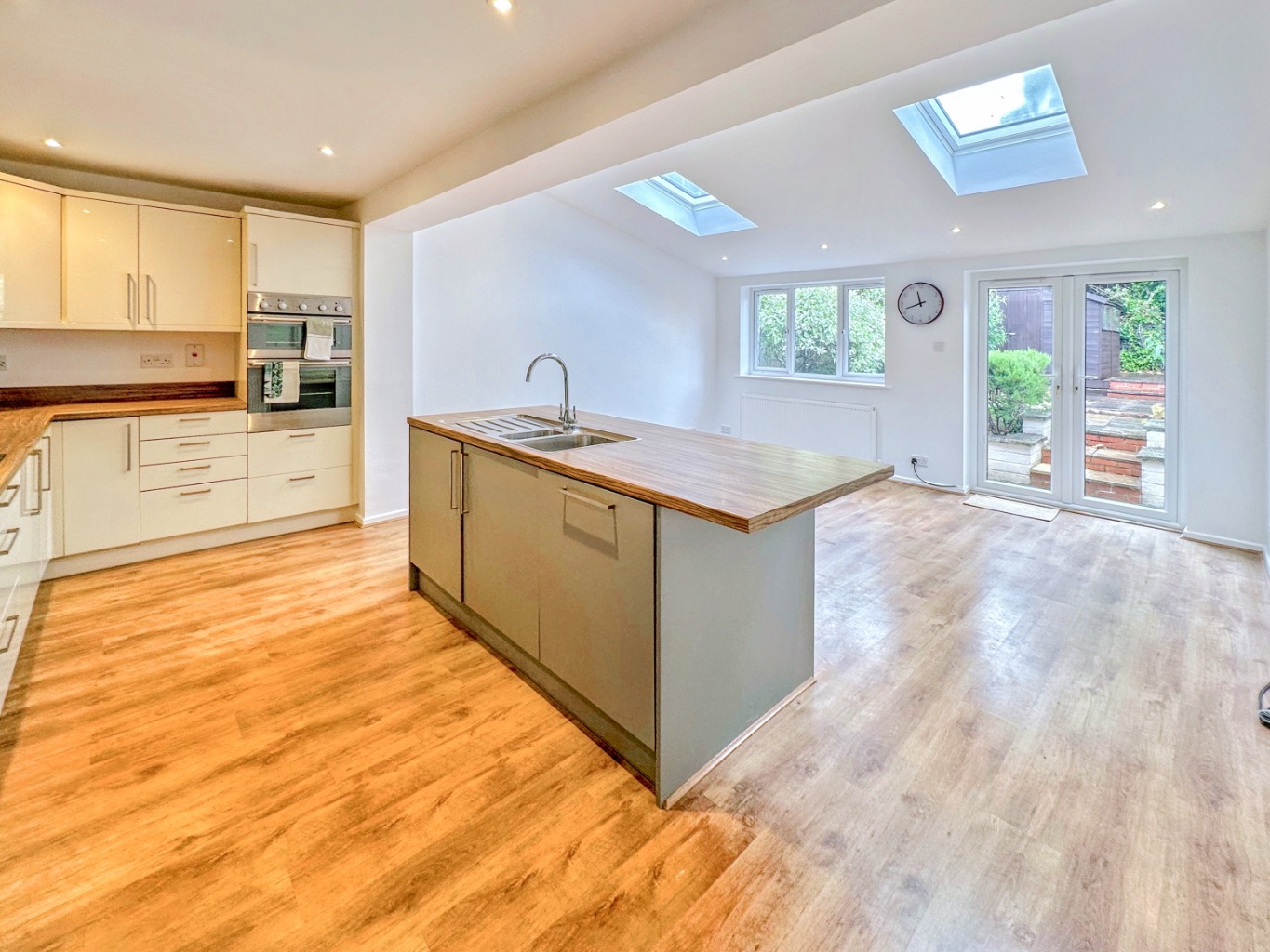 London End, Upper Boddington, NN11 6DP