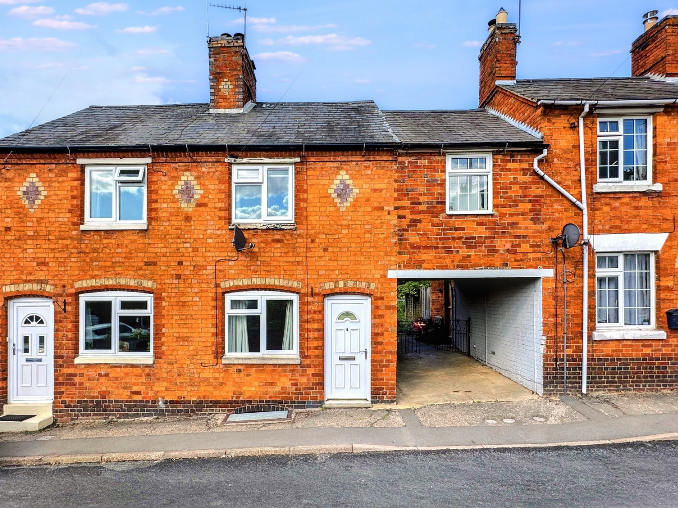 Yelvertoft Road, Crick, NN6 7TR