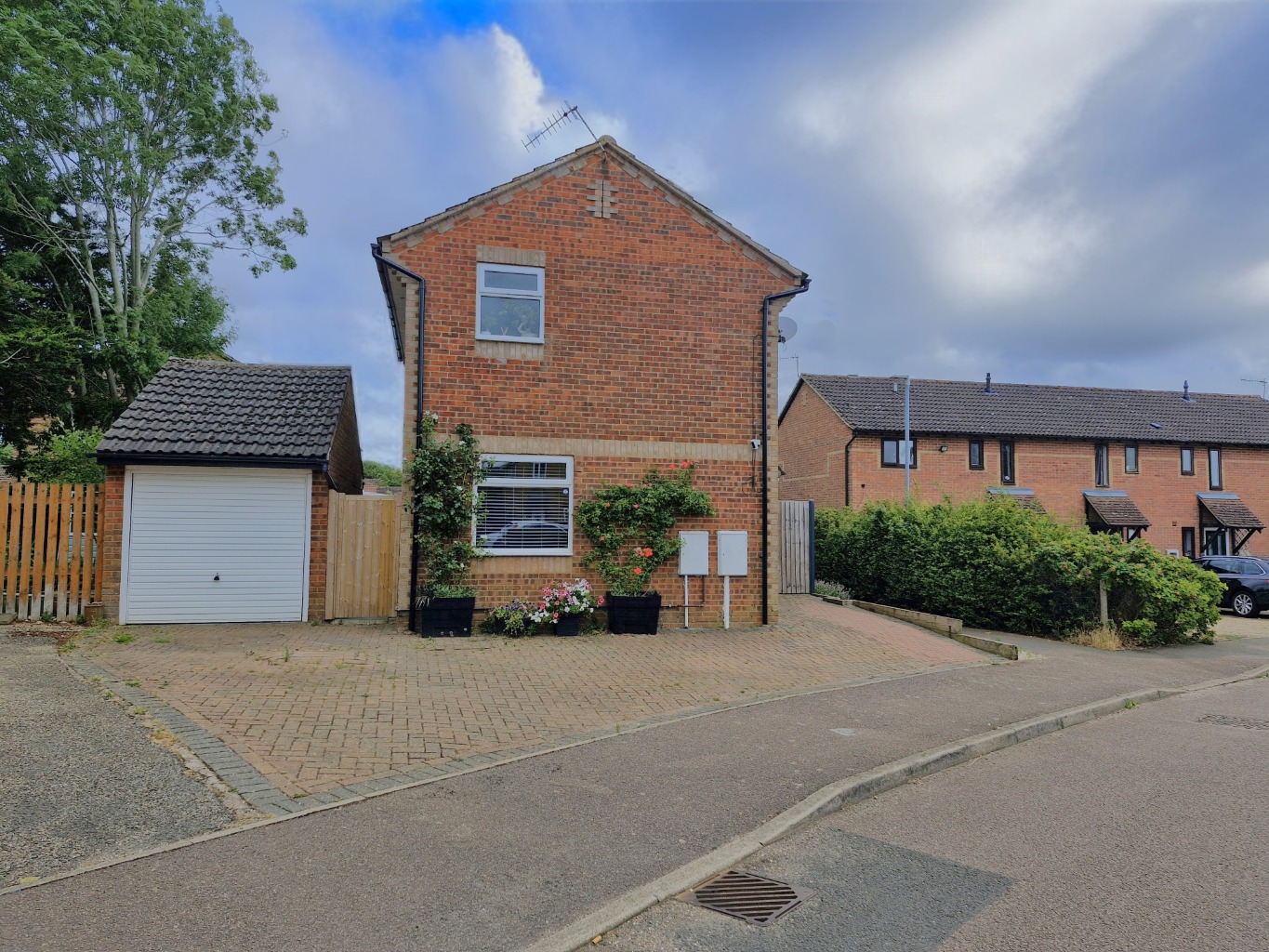 Sycamore Avenue, Woodford Halse, Daventry, NN11 3ST