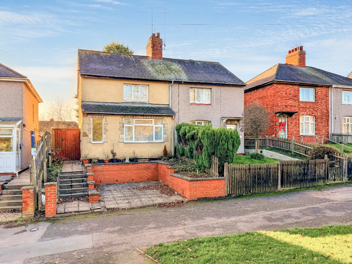 Braunston Road, Daventry,  NN11 9BY