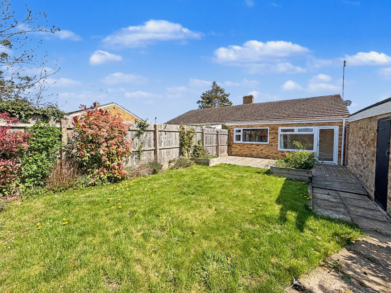 45 Manor Close, Harpole, NN7 4BX