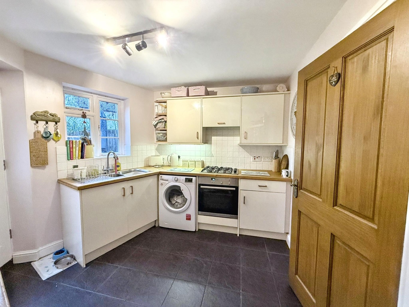 3 New Street Weedon NN7 4QS