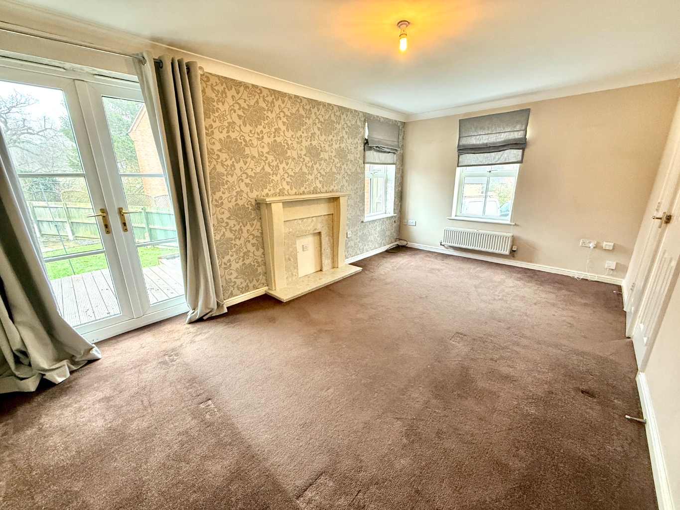 47 Eastfields, Braunston, NN11 7JN