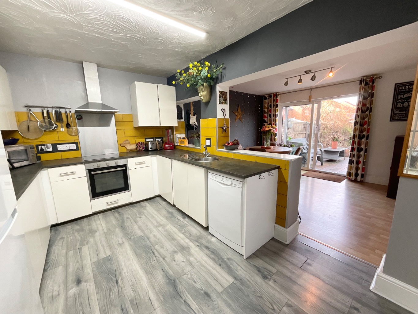 2 Balcombe Road,  Hillmorton, Rugby, CV22 5HU