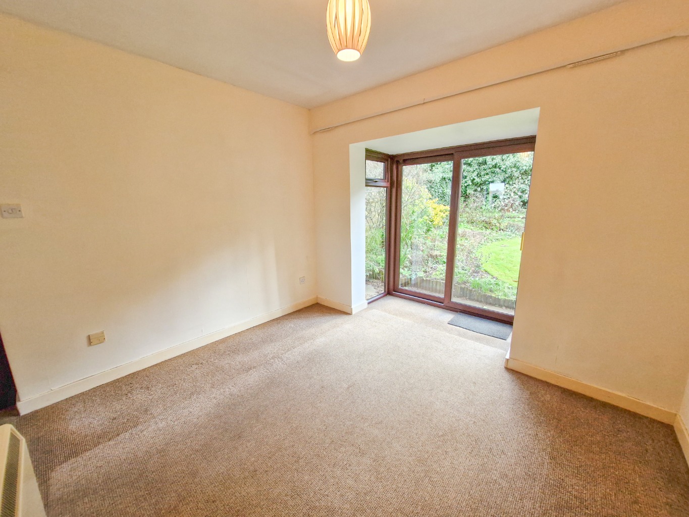 27 Winston Close, Woodford Halse, NN11 3NT