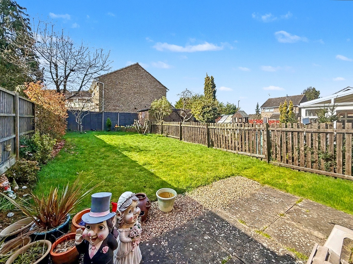 6 Gorse Close, Rugby, CV22 6SJ