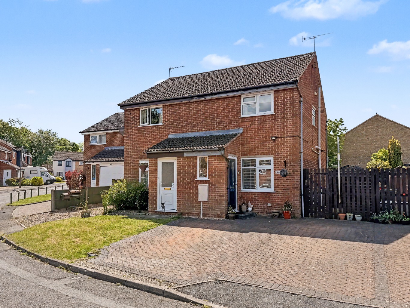 6 Gorse Close, Rugby, CV22 6SJ
