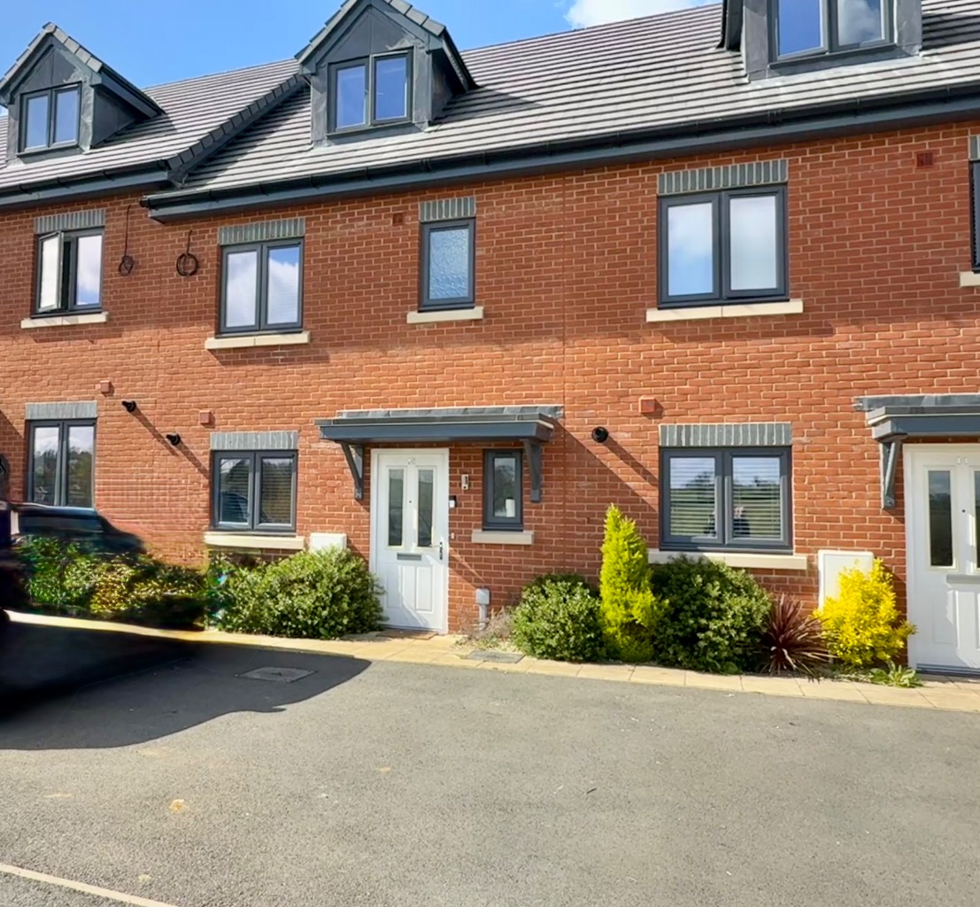 16 Luffield Close, Daventry, NN11 2AF