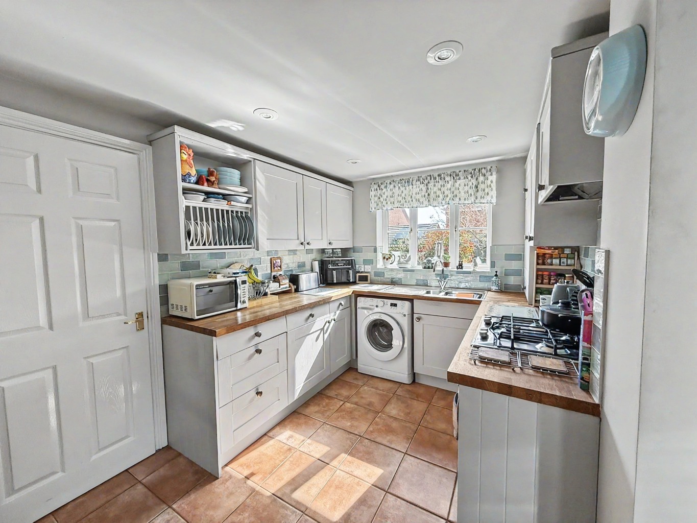 15 Duston Close, Daventry, NN11 9YX