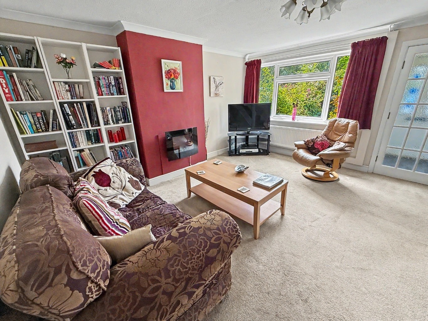 29 Admirals Way, Daventry, NN11 4NU