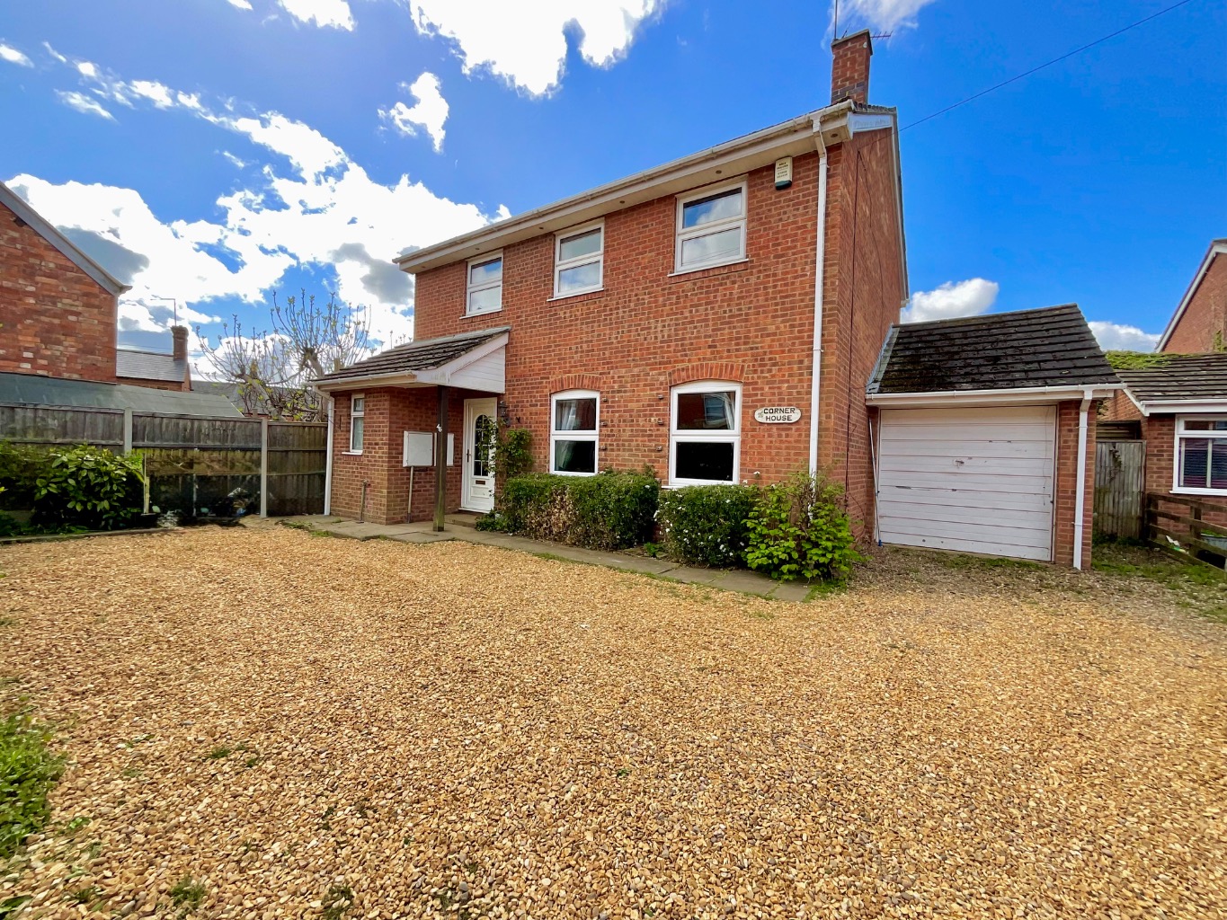 The Corner House, 46 Holyoake Terrace, Long Buckby, NN6 7RH