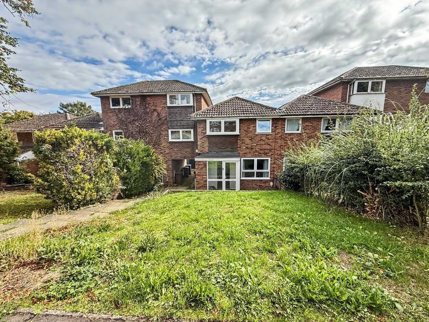 14 York Ride, Weedon, NN7 4PF