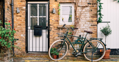 You have only seconds to impress a potential buyer as a seller