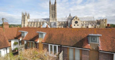 Two Bedroom City Centre Apartment with Cathedral Views