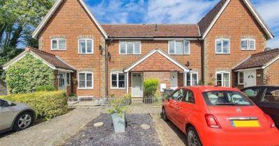 Old School Mews - Two Bedrooms Home - Chartham - £230,000.