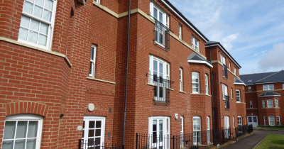 Top Floor Living within Walking Distance to the City Centre - TO LET