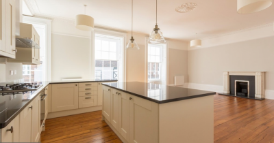 Luxury Three Bedroom Apartment - High Spec - Sandwich - TO LET