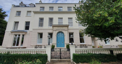 Chantry Hall - Two Bedroom Apartment - Dane John Gardens - Canterbury